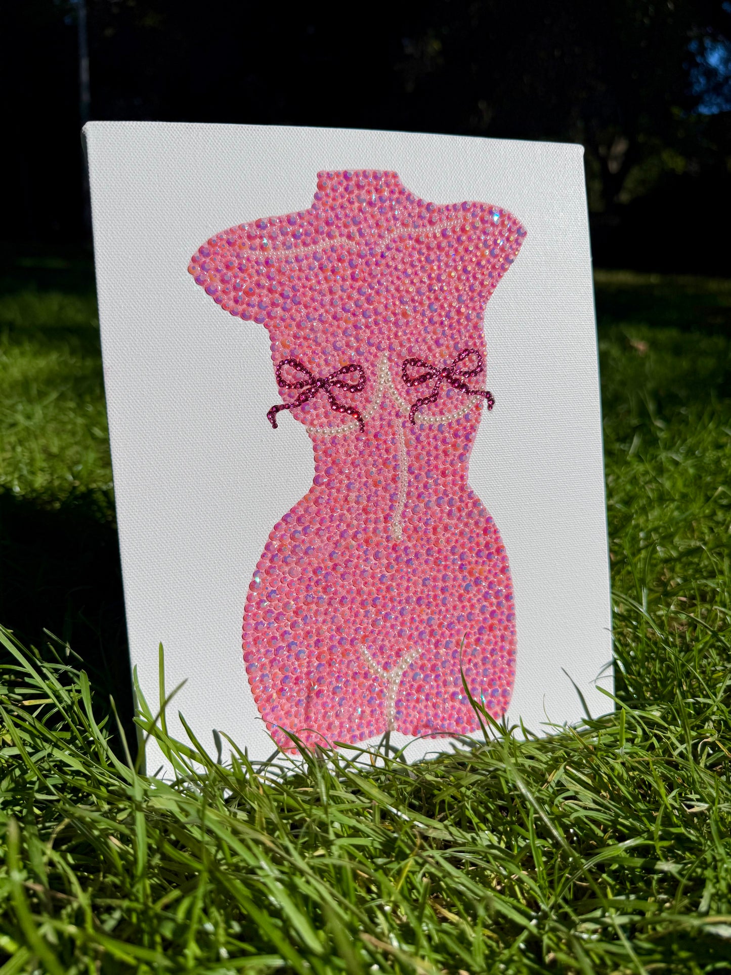 Hourglass Body